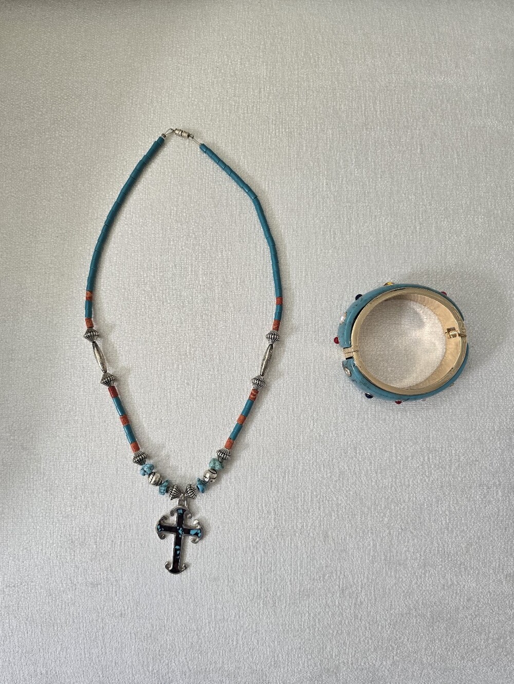 Bundle Costume Jewelry Acrylic Turquoise Beaded Cross Necklace & Blue Bangle